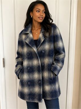 Jones Jeans Blue & White Plaid Wool Blend Pea Coat